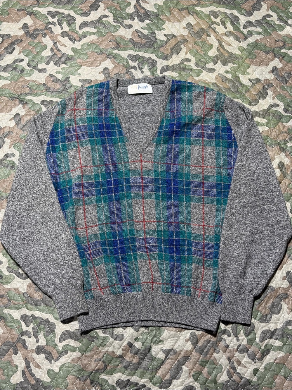 Pringle of Scotland lambswool Grey V-Neck Sweater with Green and Blue Plaid